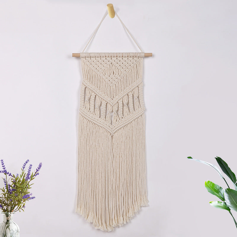 Macrame Wall Hanging with Artistic Patterns | Thrascher