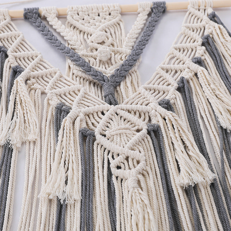 Macrame Wall Hanging with Fringes | Thrascher