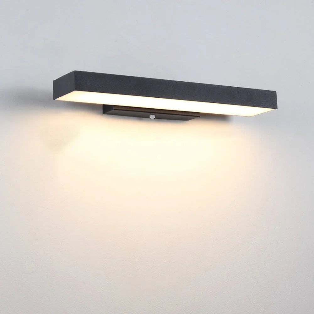 Marnora Outdoor Light