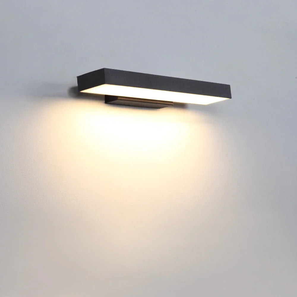 Marnora Outdoor Light