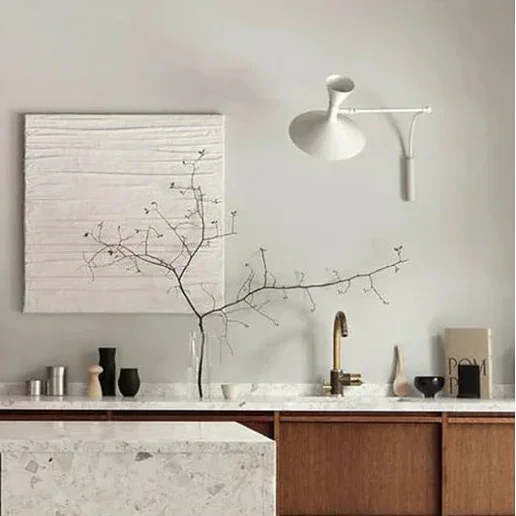 Melveda Wall Lamp
