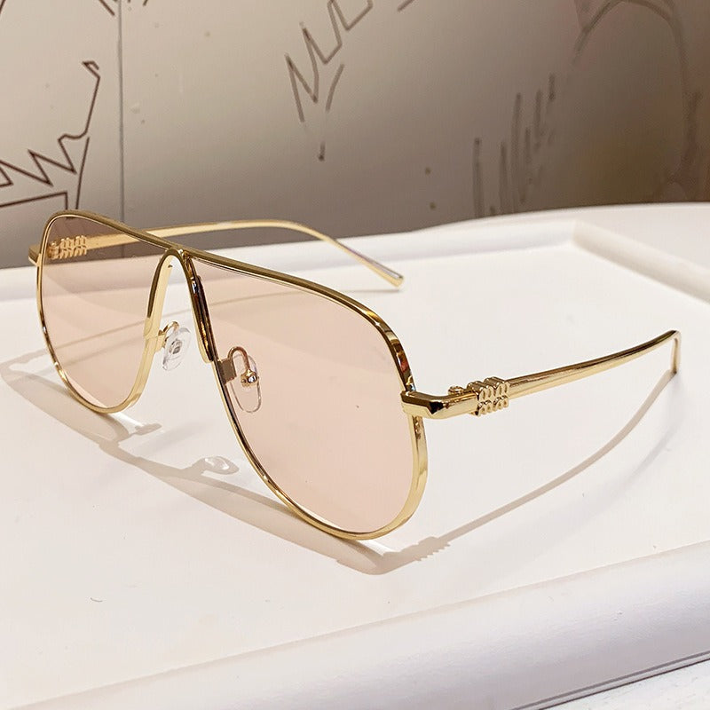 Men's Oversized Aviator Sunglasses with Metallic Frame and Gradient Lenses, view 8
