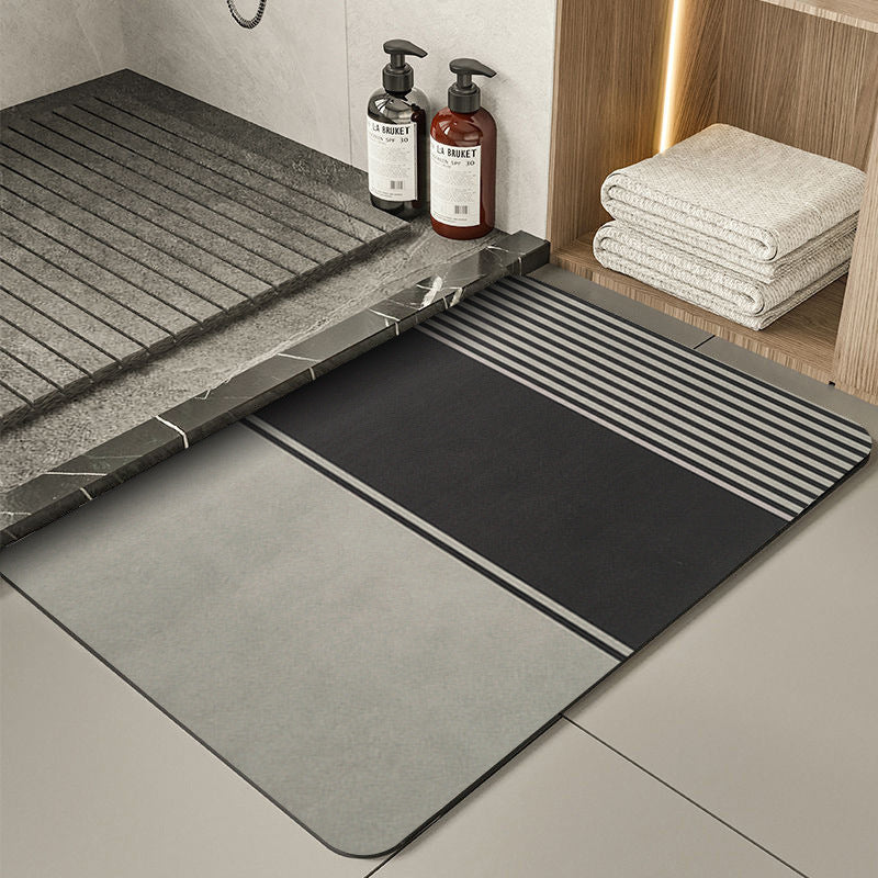 Modern Geometric Bath Mat Polyester Textile Non Slip | Thrascher