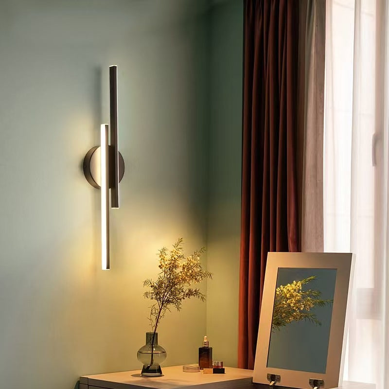 Modern Minimalist Horizontal LED Wall Light | Thrascher