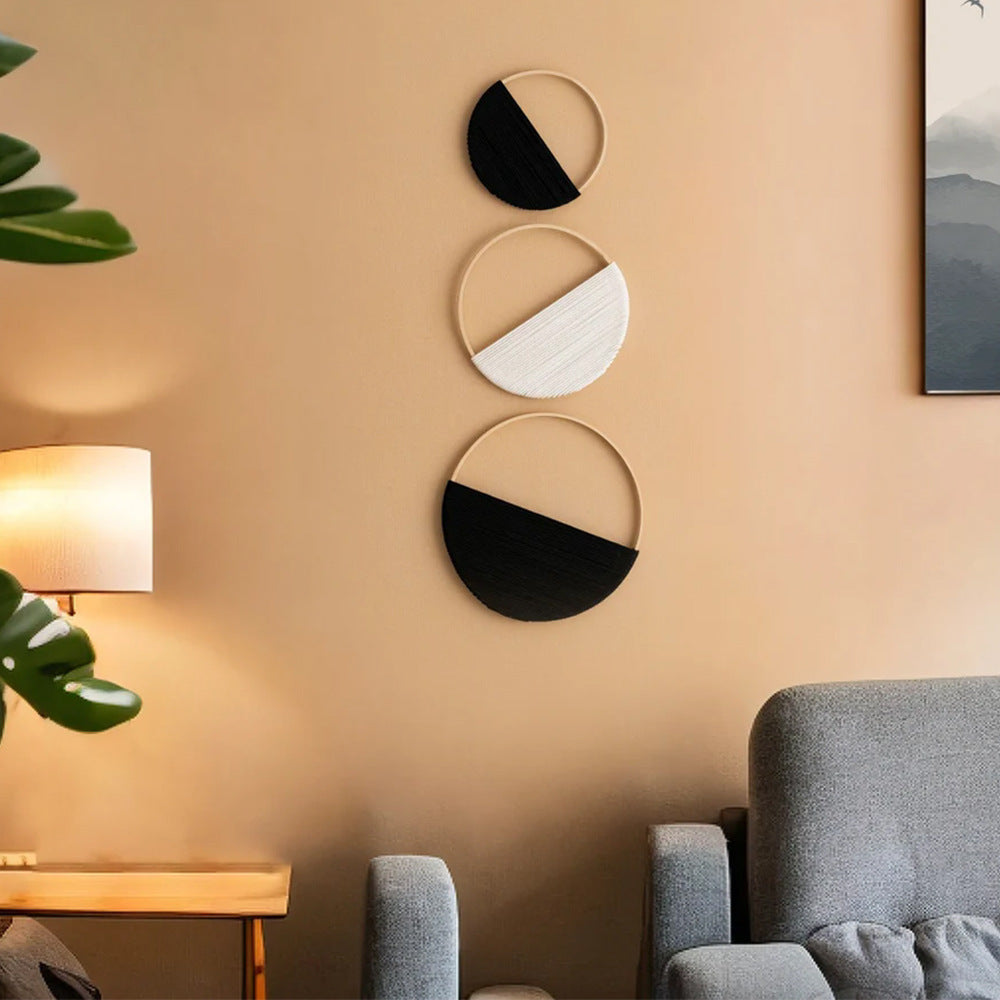 Modern Wall Art Piece made of Macrame and Wood | Thrascher