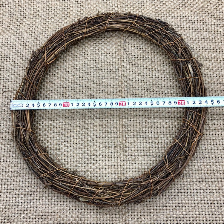 Natural Willow Wreath | Thrascher