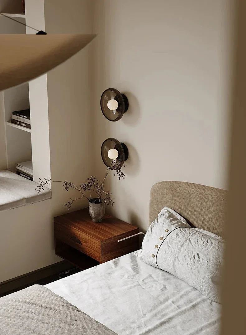 Neldirra Wall Lamp