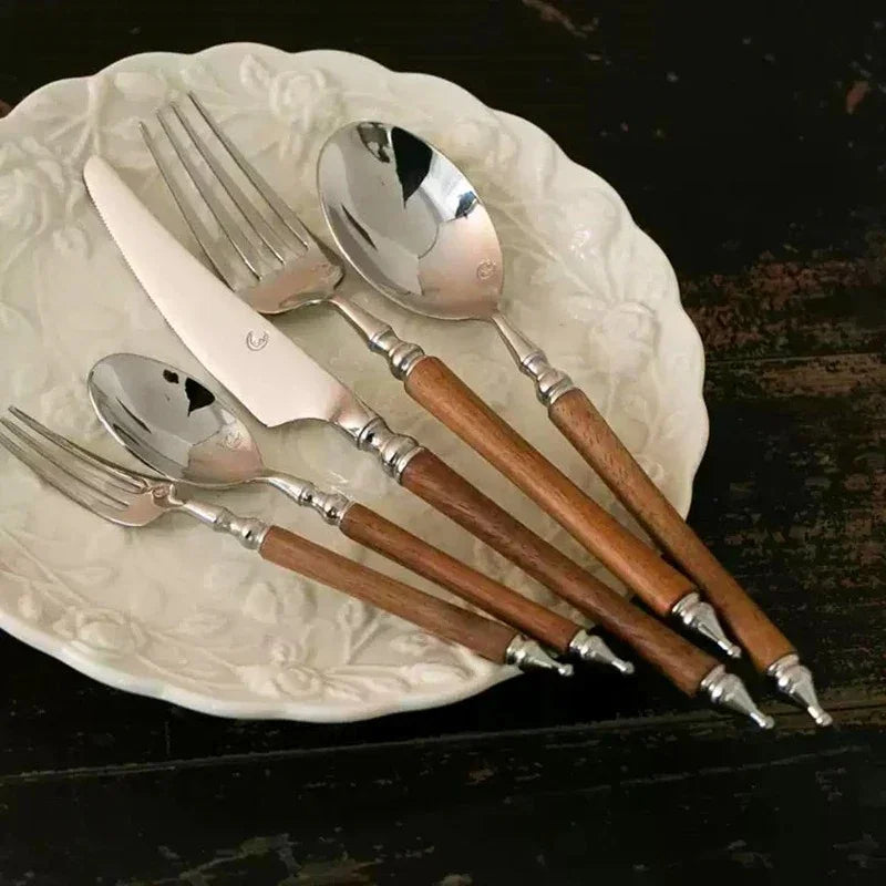Nornuna Cutlery Set