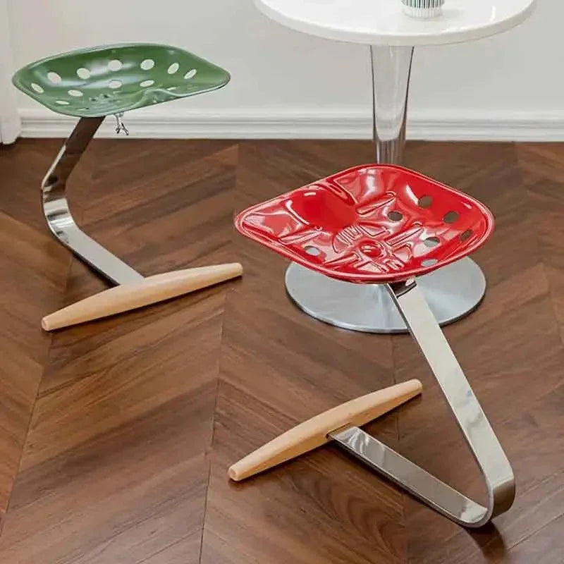 Olfyra Metal Chair