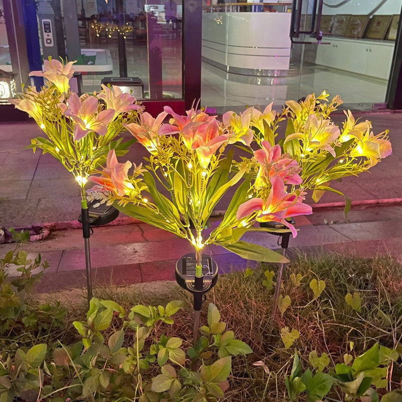 Outdoor Solar LED Glowing Lily Bouquet Plug Lights | Thrascher