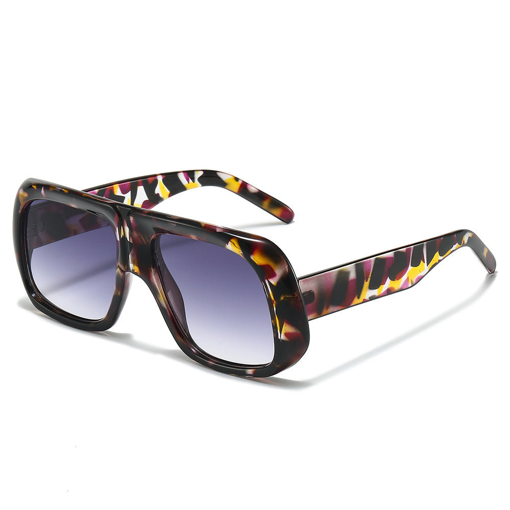 Oversized Square Sunglasses with Lightweight Frame and UV Protection