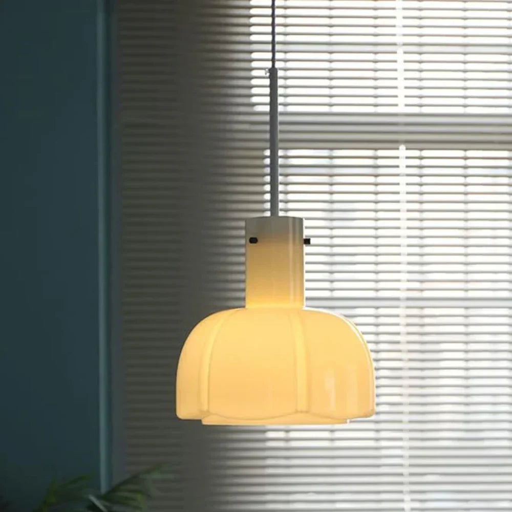 Peakwick Pendant Lamp