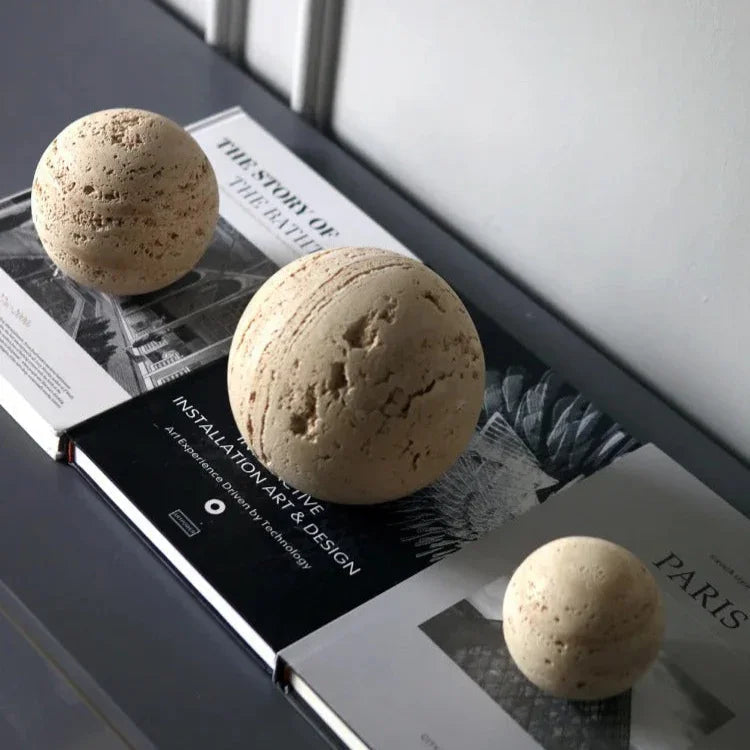 Pelndendo Marble Sculpture