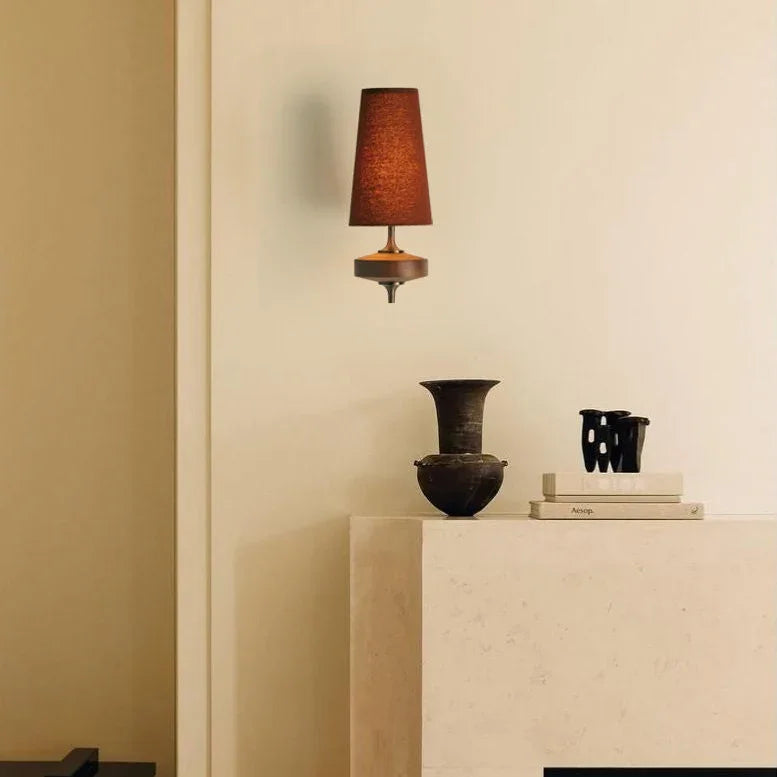 Pelnira Wall Lamp