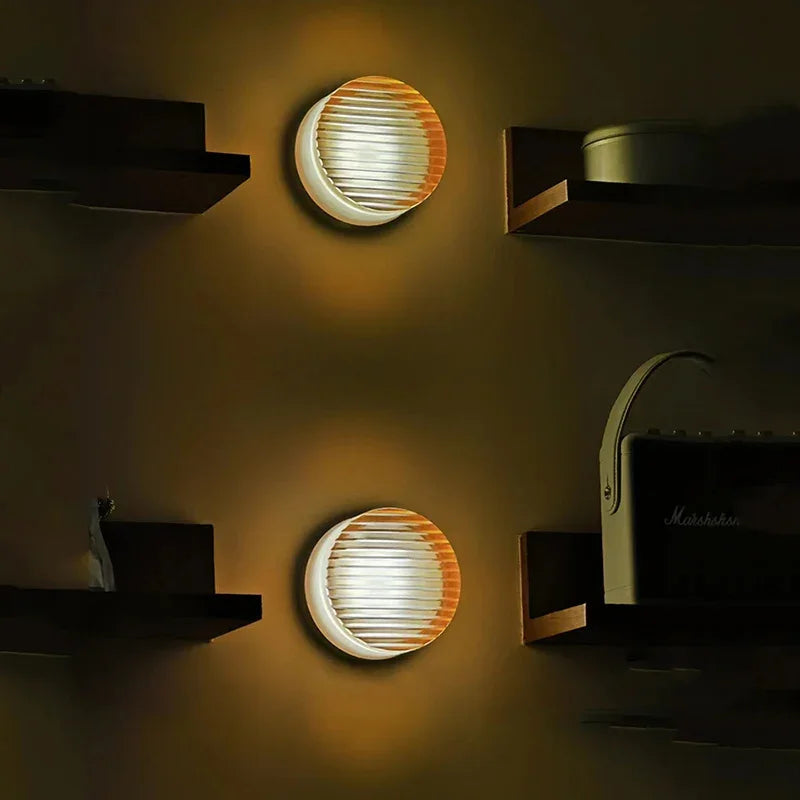 Pelnora Wall Light