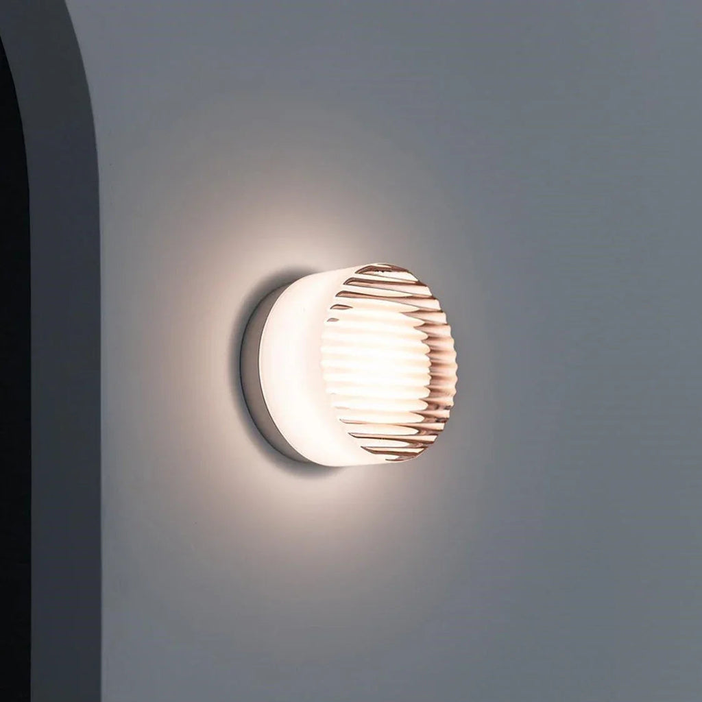 Pelnora Wall Light