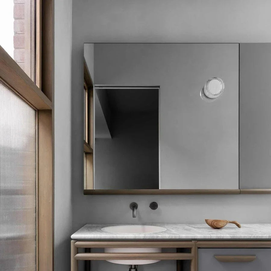 Pelnora Wall Light