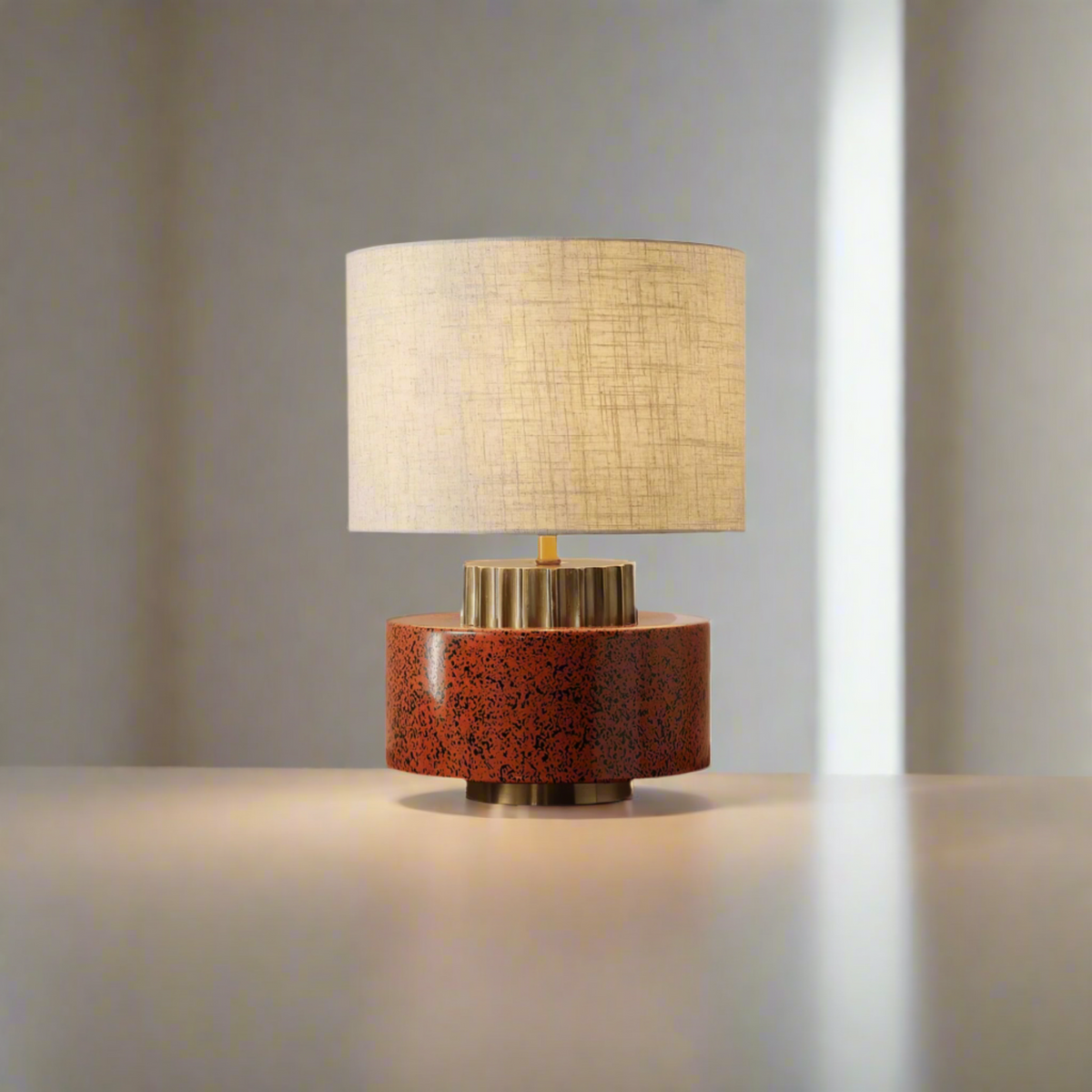 Pelola Table Lamp