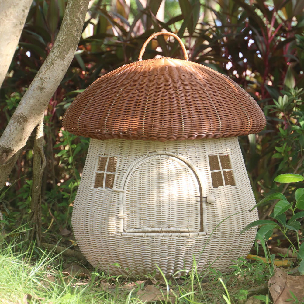 Playful Cat Basket in Mushroom Design | Thrascher