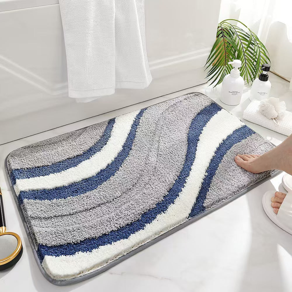 Plush Wave-Pattern Bathroom Mat | Thrascher