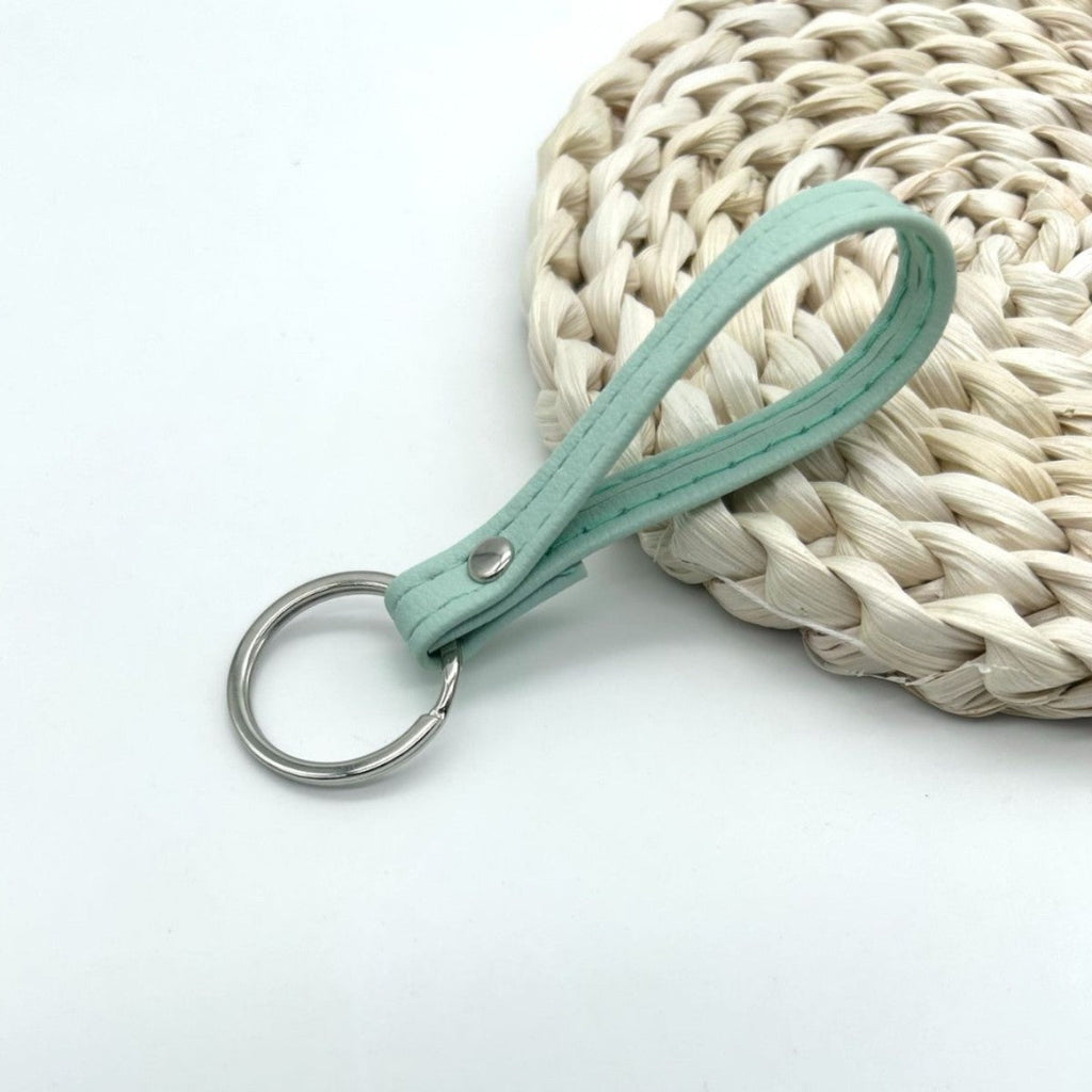 Premium Leather Keychain Holder | Thrascher