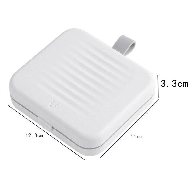 Portable Sewing Kit with PP Case, Magnetic Needle Holder, 12.3 × 11 × 3.3 cm