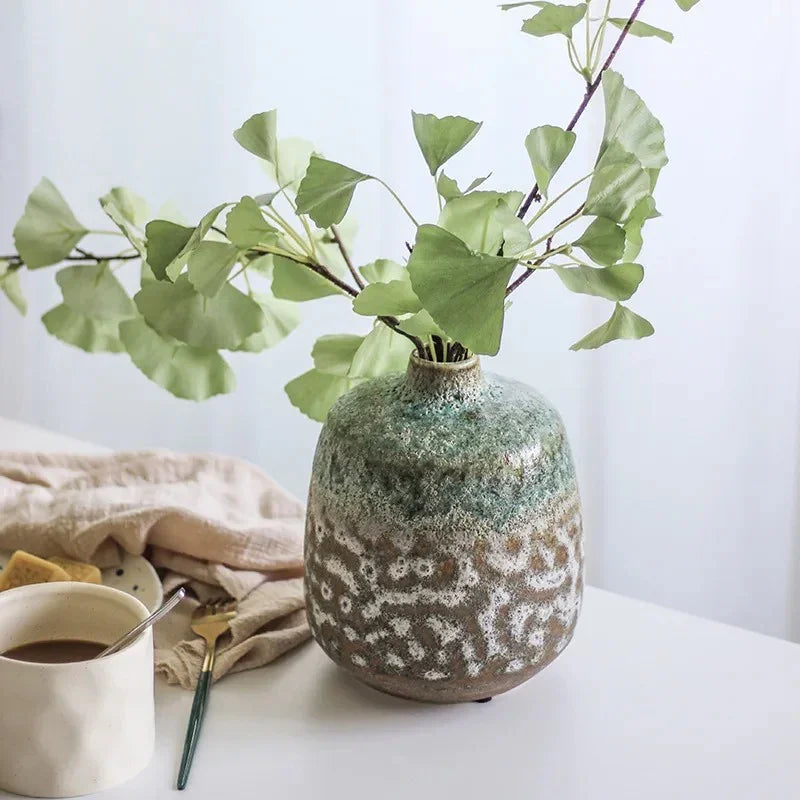 Quinteda Ceramic Vase