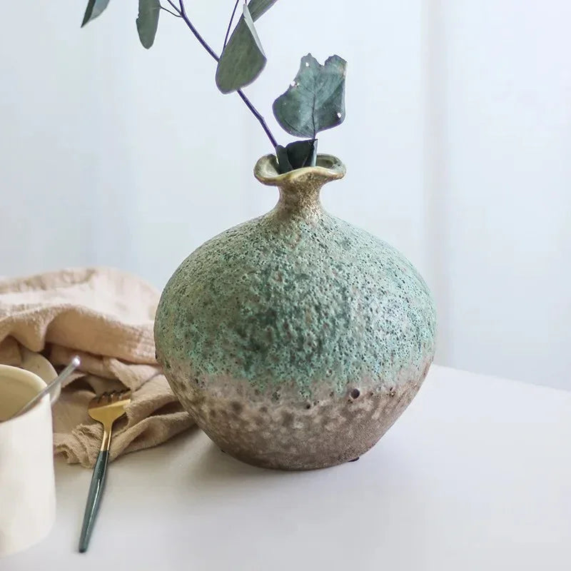 Quinteda Ceramic Vase
