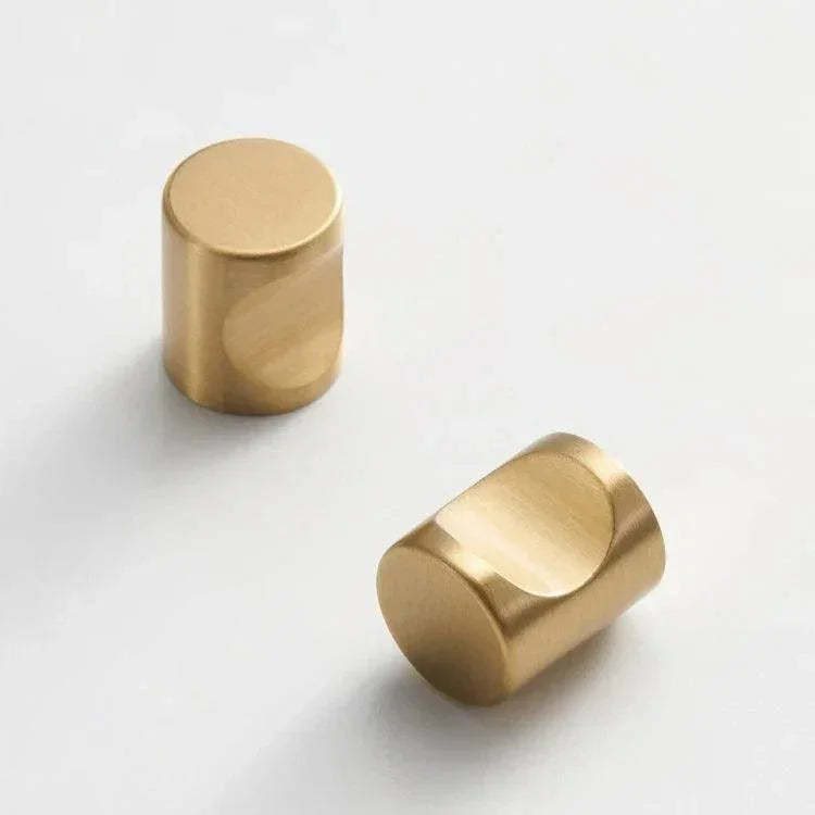 Reedwood Brass Knobs