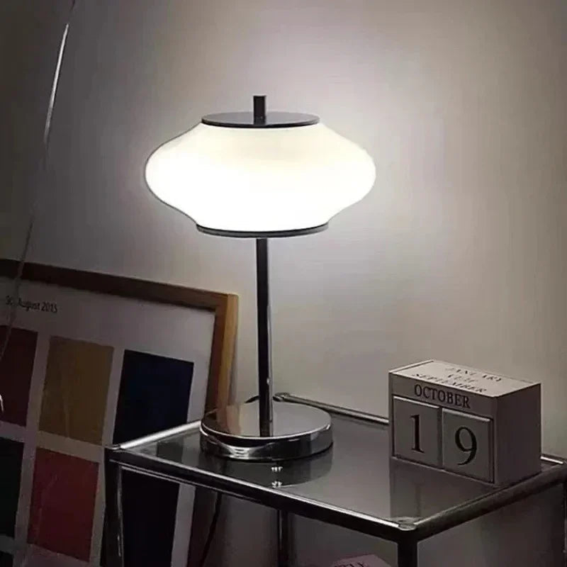 Renlosa Table Lamp