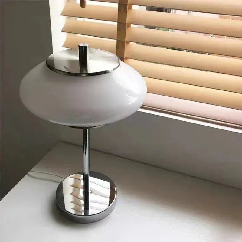 Renlosa Table Lamp