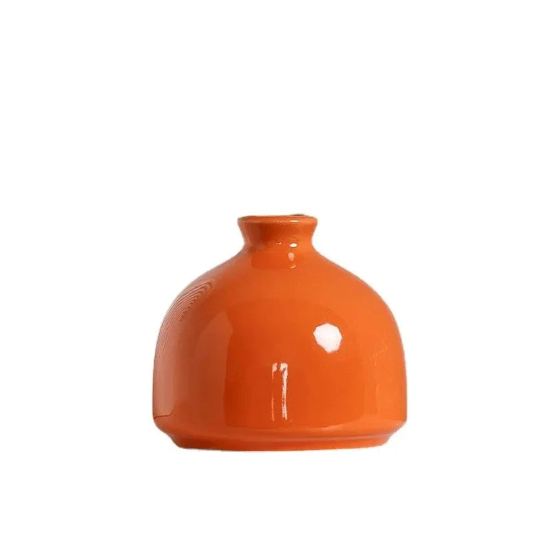 Renneno Vase