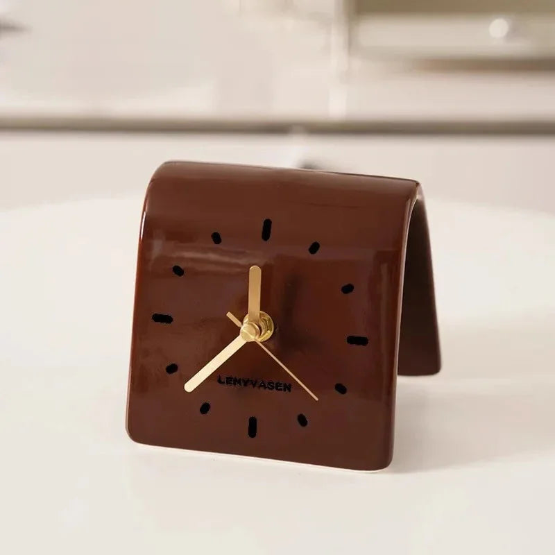 Rennira Desk Clock