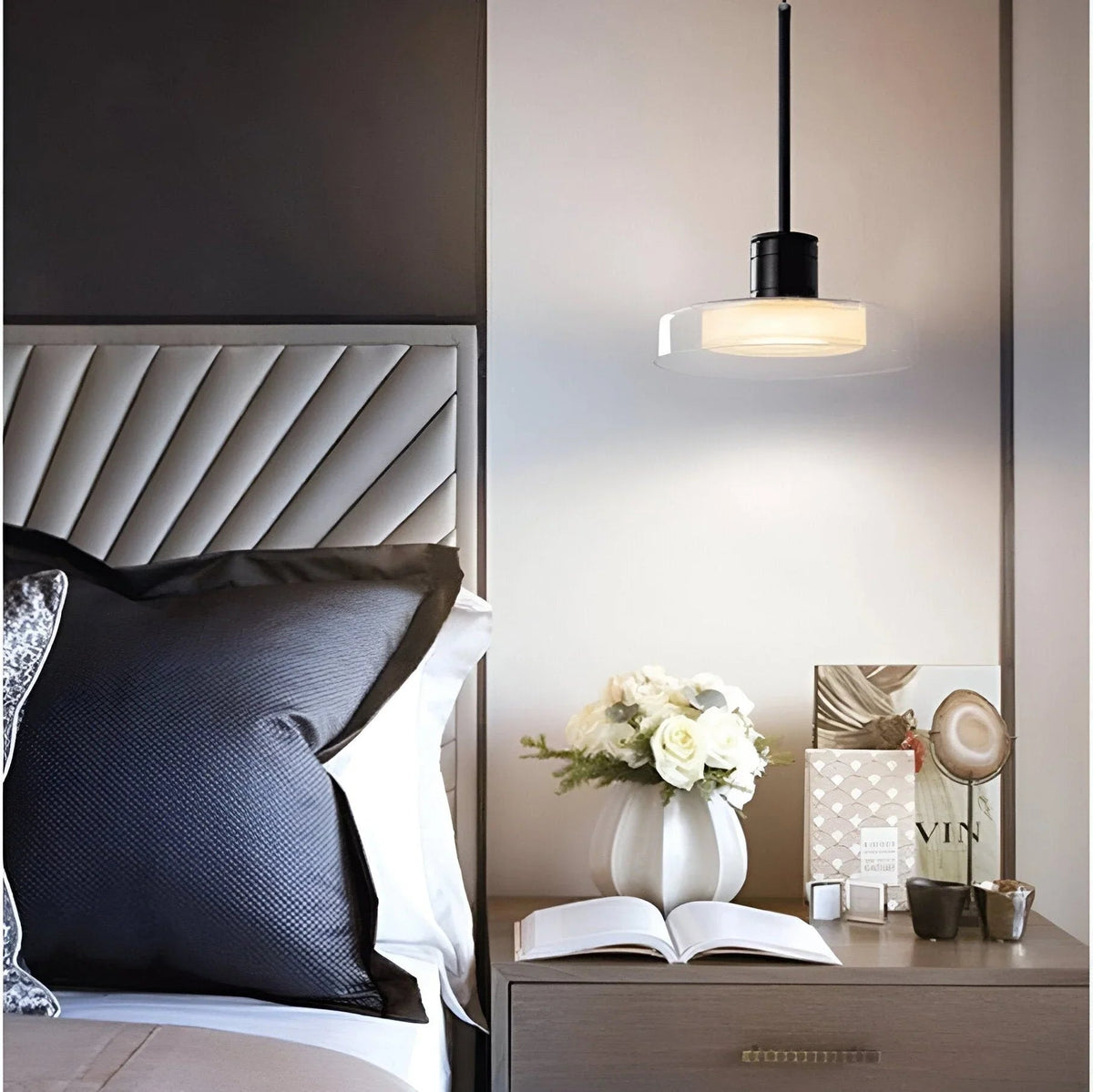 Renstova Pendant Light