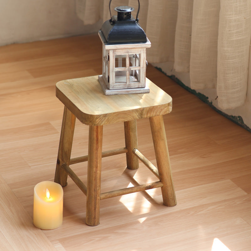Robust Stool made of Solid Wood | Thrascher