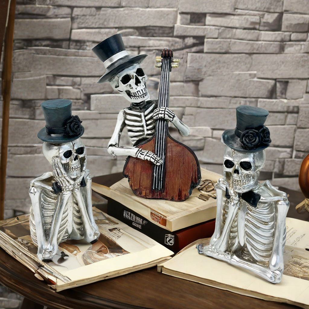 Romantic Skeleton Figure | Thrascher