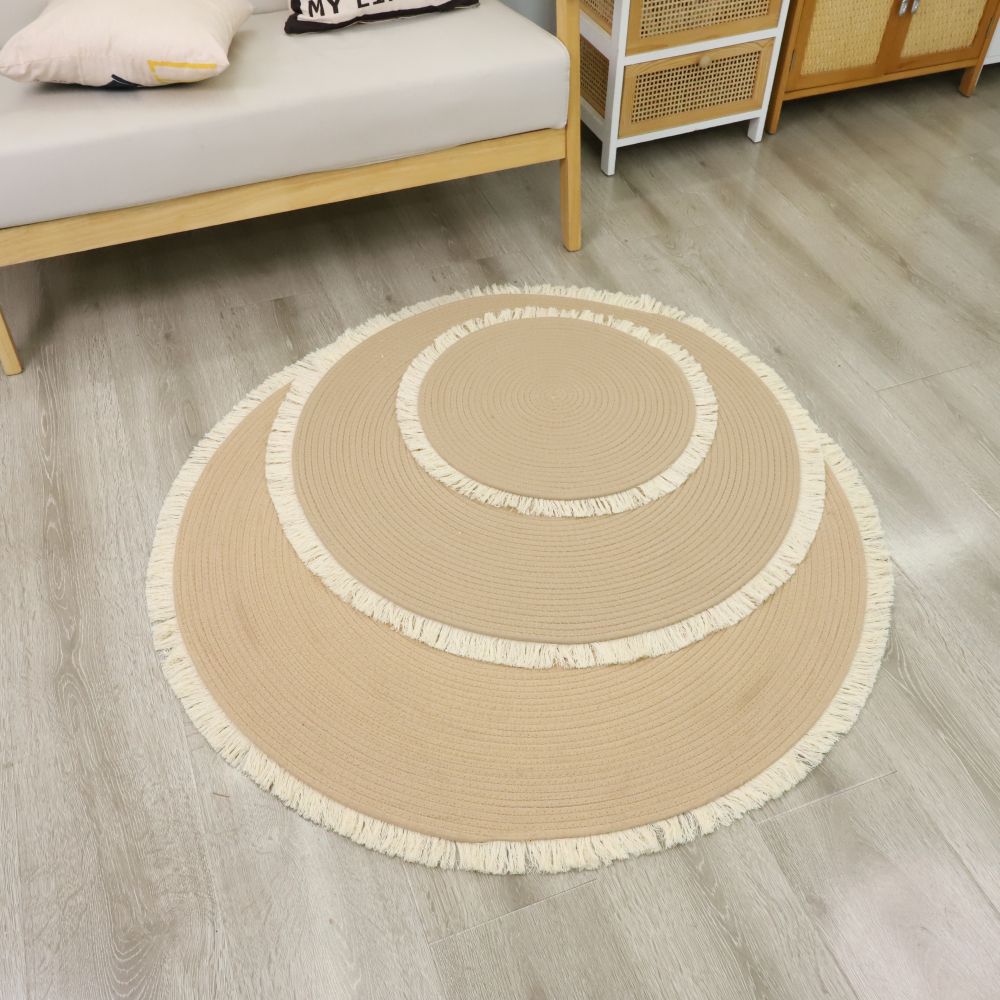 Round Rug with Fringed Design | Thrascher
