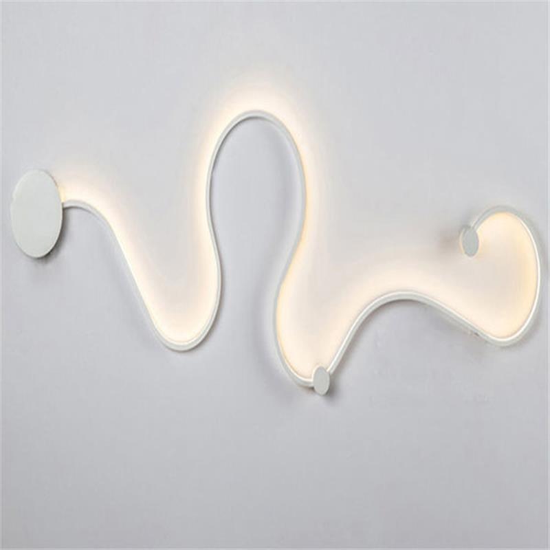 Sculptural LED Wave Wall Lamp | Thrascher
