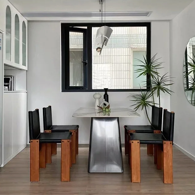 Silbesa Dining Chair