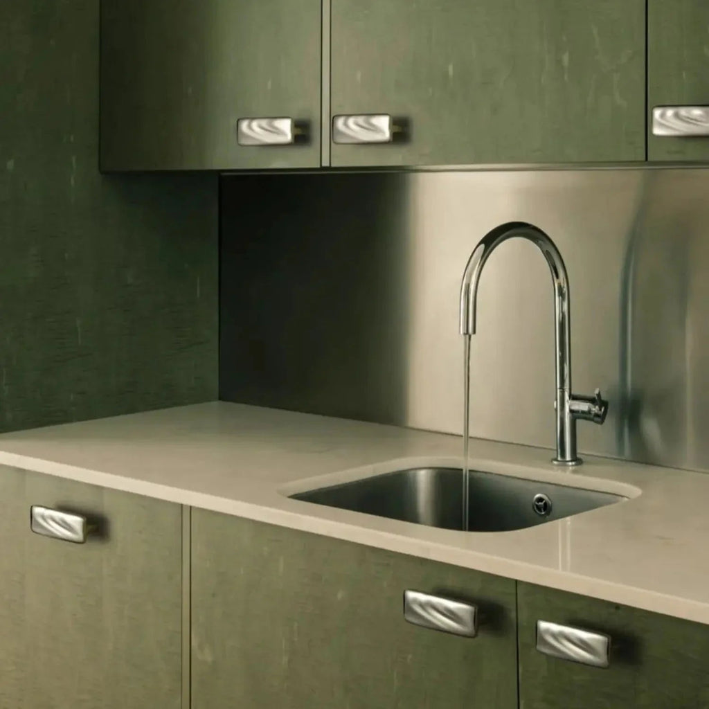Silmova Brass Drawer Handle