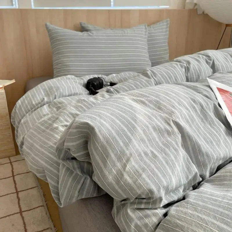 Silvirra Duvet Cover Set