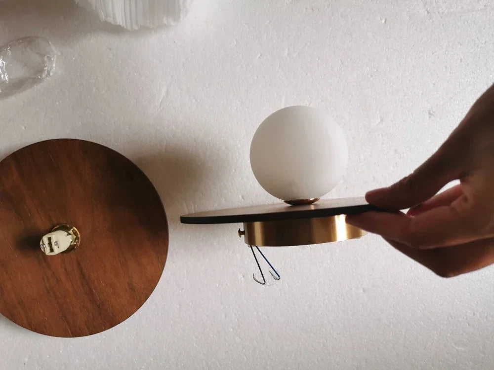 Silvirra Wall Lamp