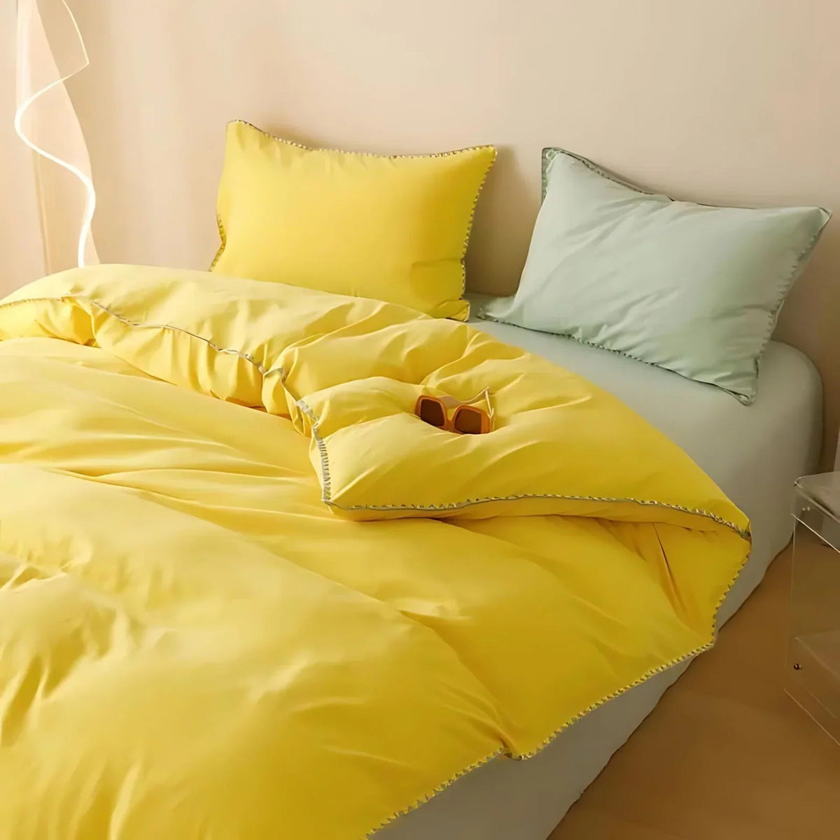 Sorbia Bedding Set