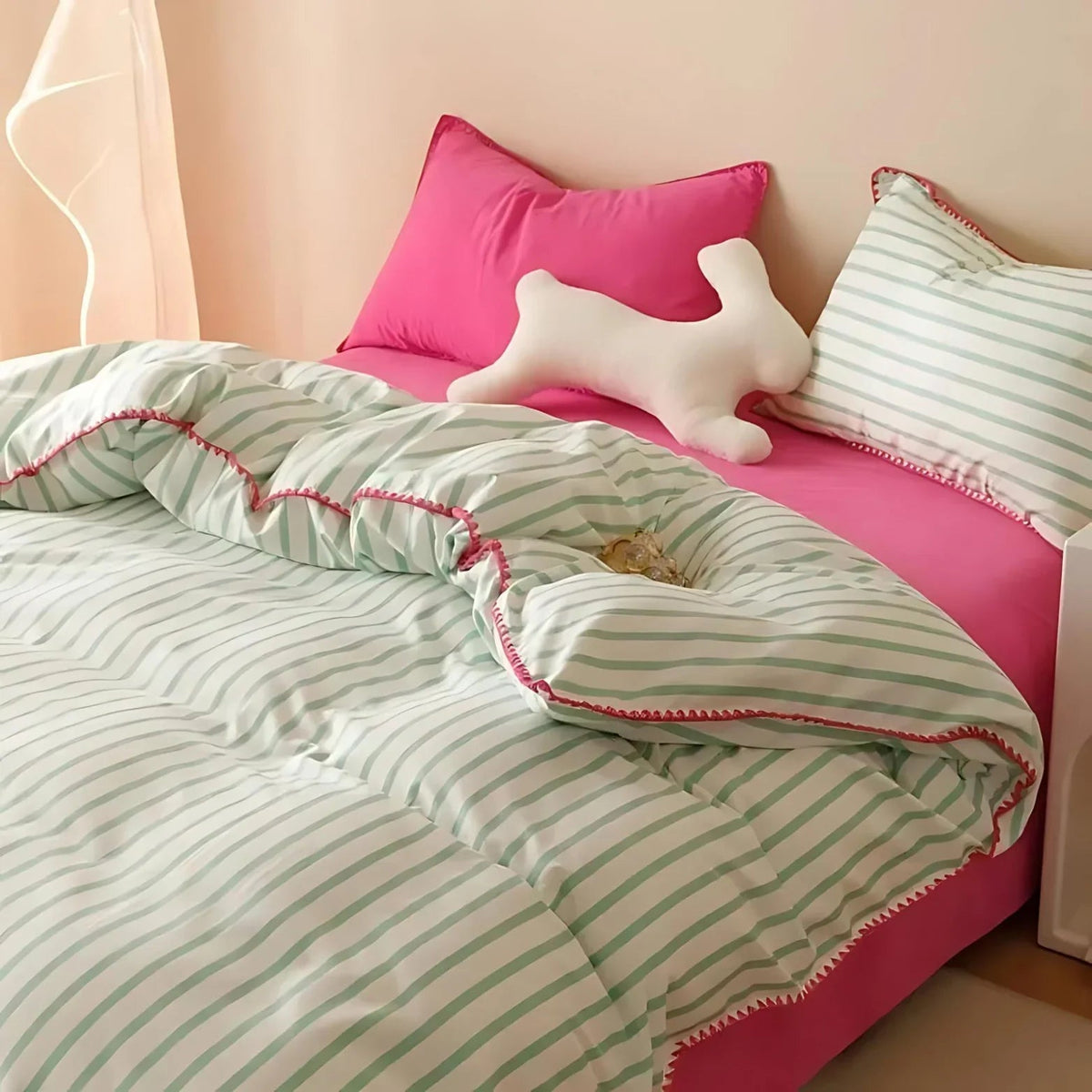 Sorbia Bedding Set