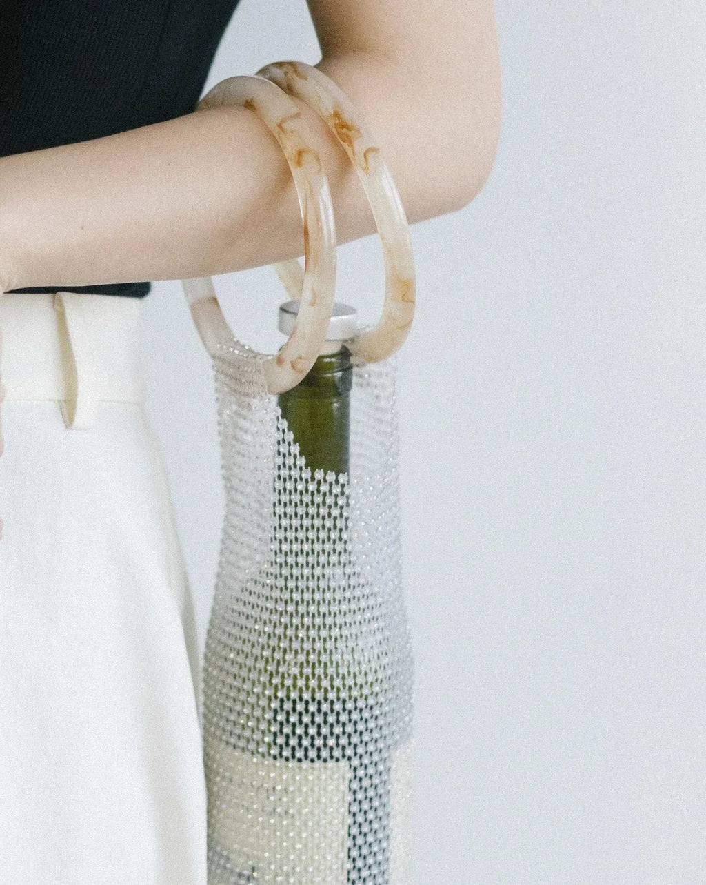 Sparkling Woven Wine Bag for Carrying a 750ml Bottle of Wine, view 16