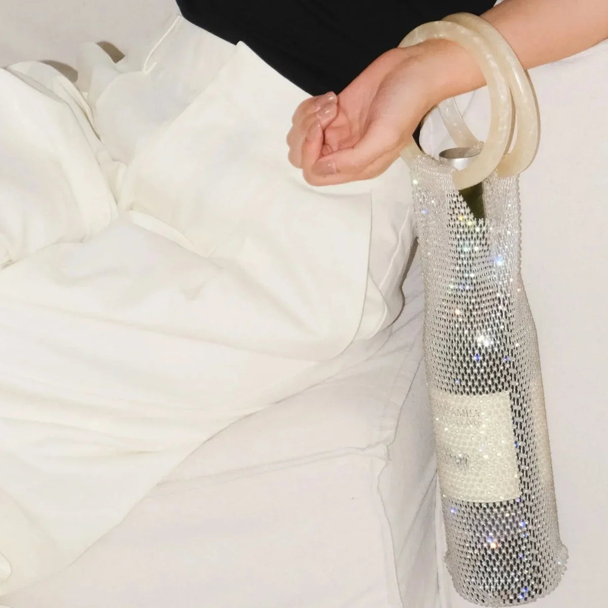 Sparkling Woven Wine Bag for Carrying a 750ml Bottle of Wine