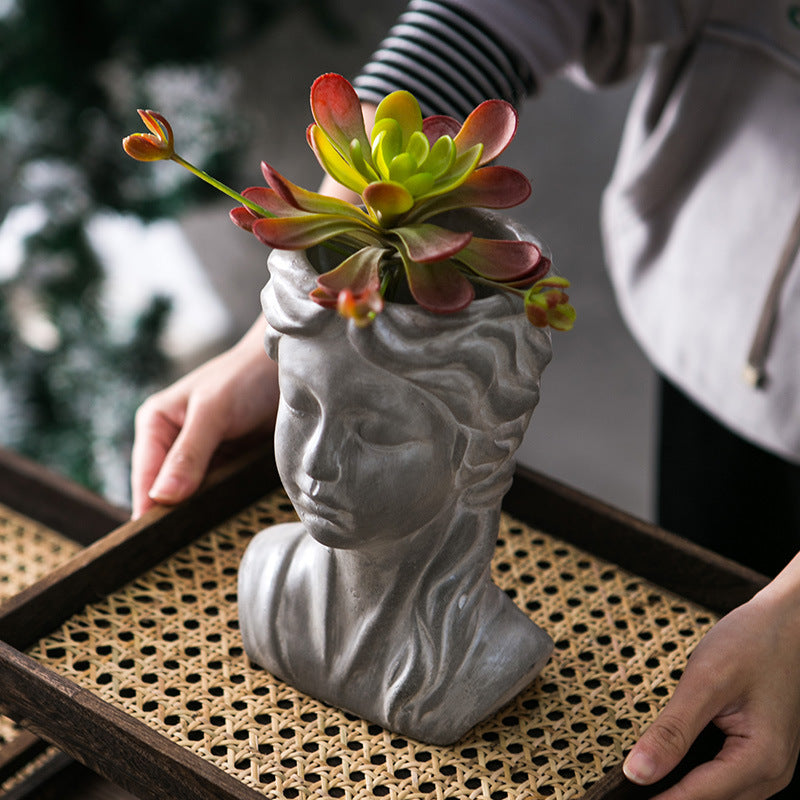 Stylish Sculpture Head | Thrascher