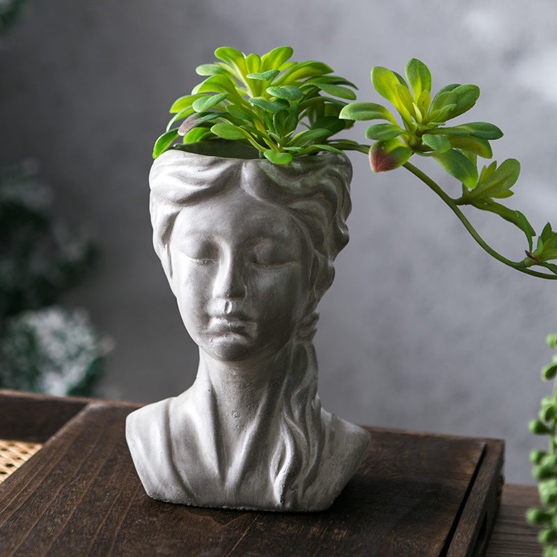 Stylish Sculpture Head | Thrascher
