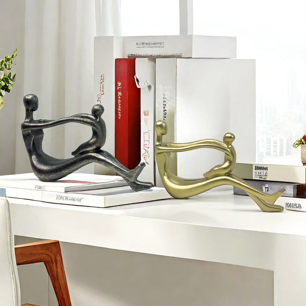 Stylish Sculpture with Intertwined Figures | Thrascher