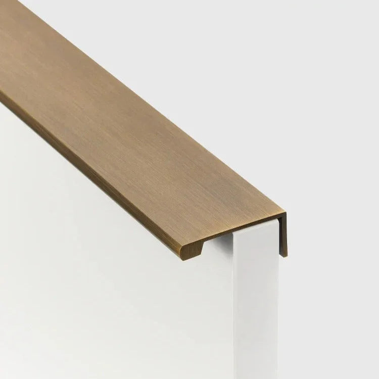 Tervane Brass Lip Pull